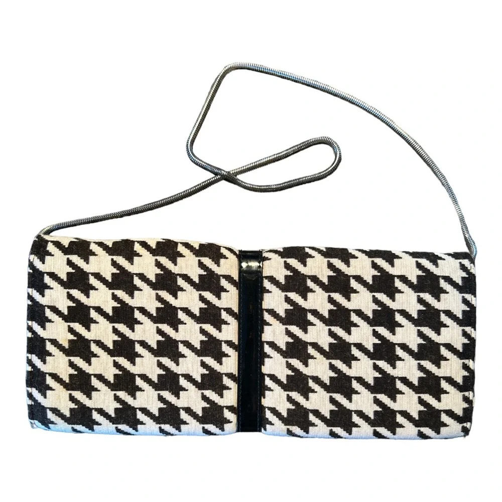 Gingham purse with silver chain 11x5 black and white - Picture 1 of 4